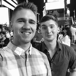 Meet your Posher, Casey